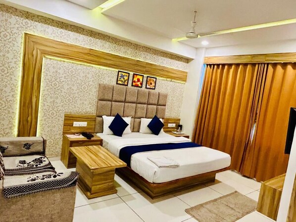 Classic Double Room | Desk, free WiFi