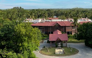 Front of property - Shankus water park & Resort (Mahesana)