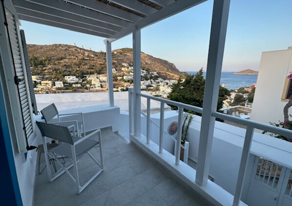 Property grounds - LA Scaletta Guest House in Spilia Leros (Leros)