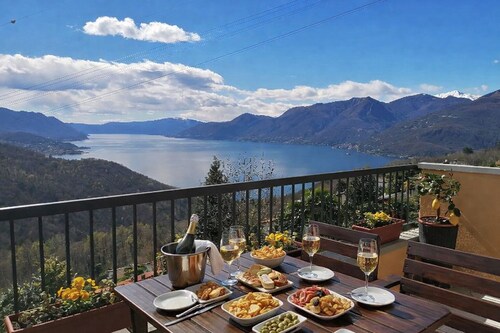 Lago Maggiore holiday house