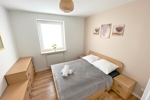 1 sovrum, strykjärn/strykbräda, wi-fi och sängkläder