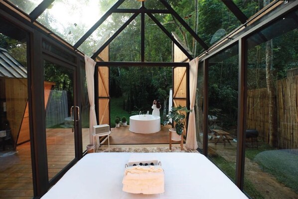 Glass Cabin | 1 bedroom, Egyptian cotton sheets, premium bedding, pillowtop beds