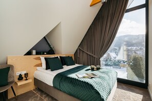 4 habitaciones, muebles diferentes y escritorio 