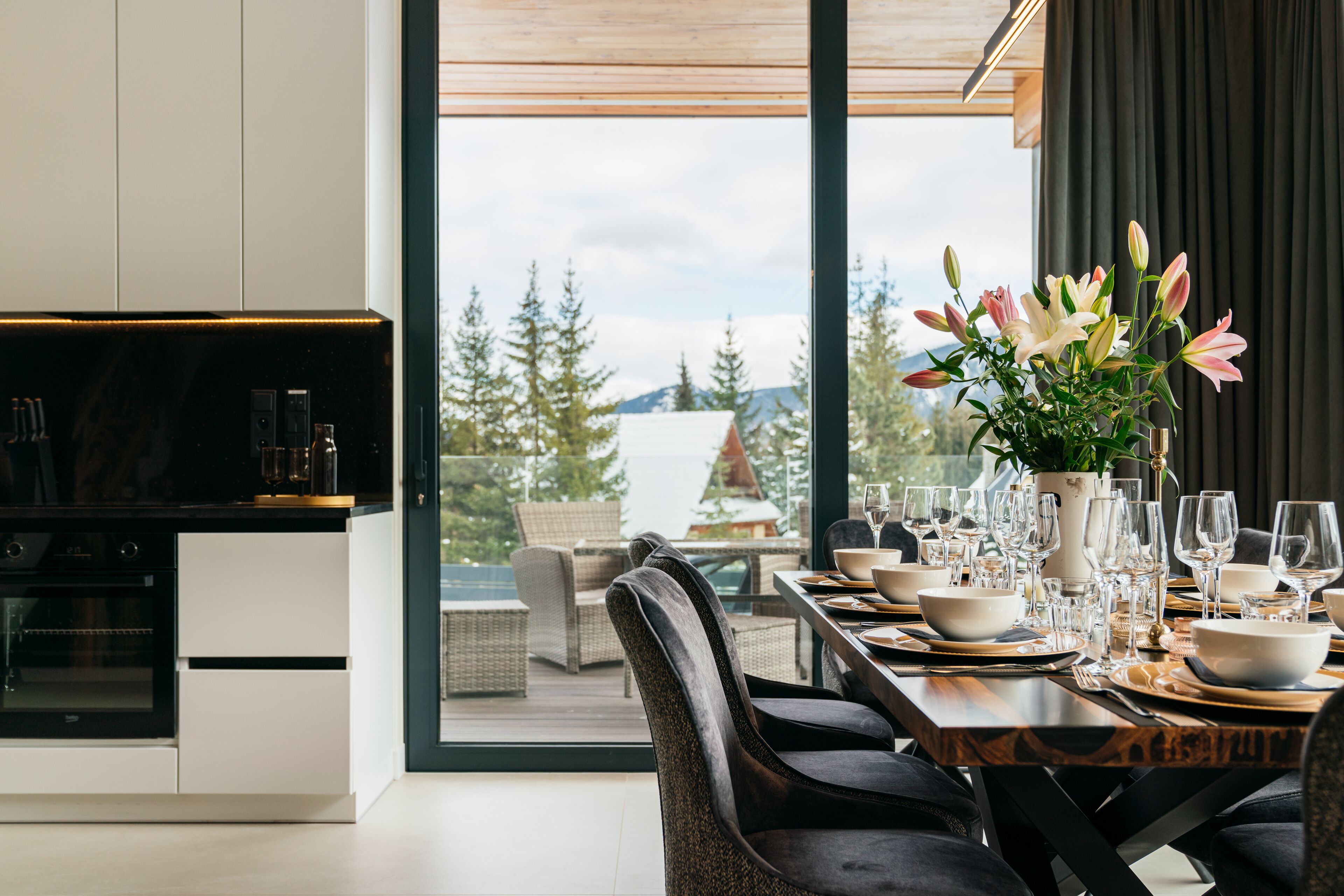 شاليه مريح | تناول الطعام داخل الغرفة