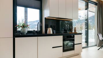 Comfort Chalet | Private kitchenette | Fridge, oven, stovetop, dishwasher