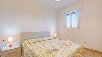 2 bedrooms, free WiFi, bed sheets