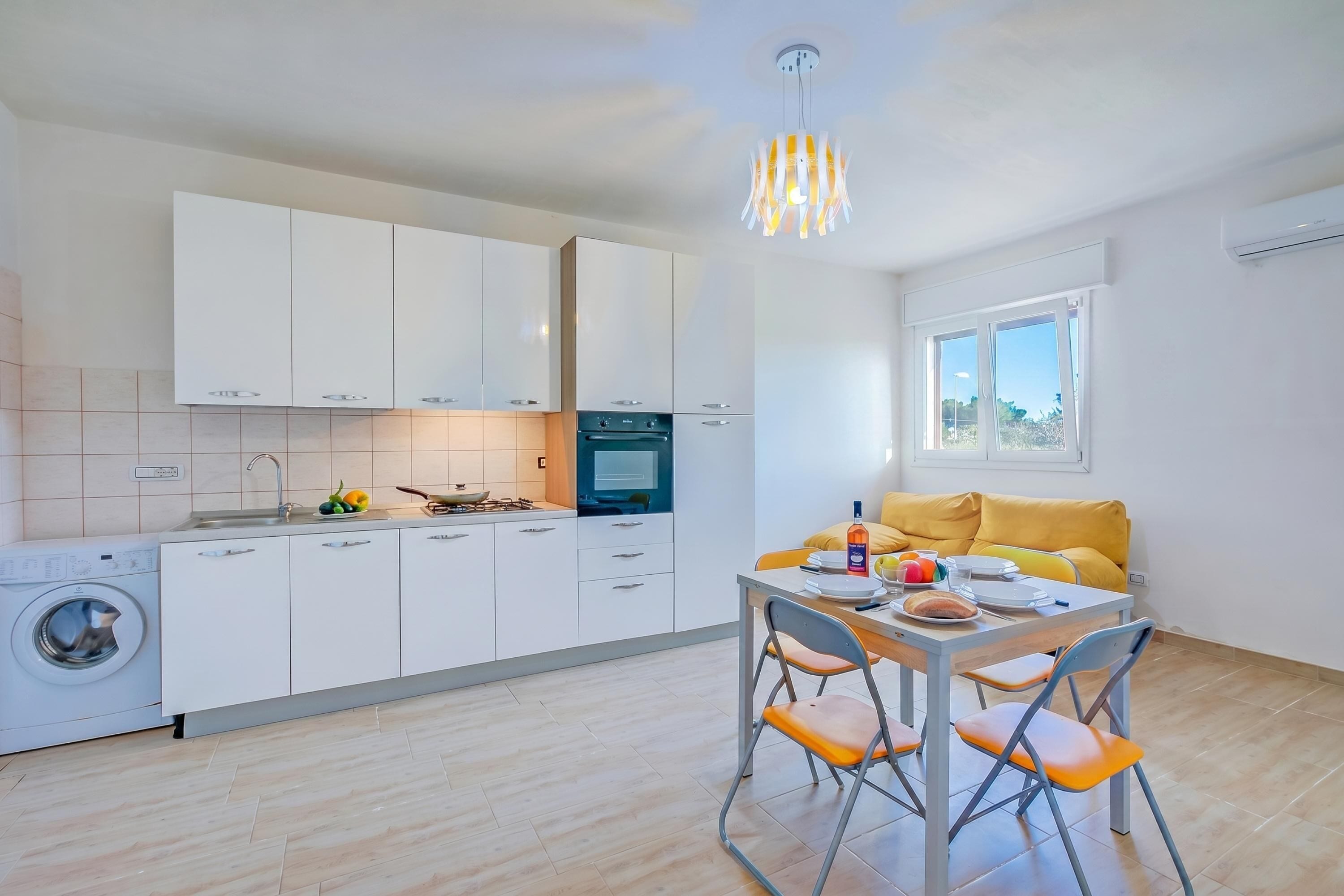 Standard-Apartment, Mehrere Schlafzimmer (Le Bianche Apt 2 with Garden near The) | Speisen
