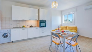 Standard Apartment, 2 Bedrooms, Air conditioning (Le Bianche Apt 2 with Garden near The) | Dining - Le Bianche Apt 2 with Garden near The Sea (Manduria)