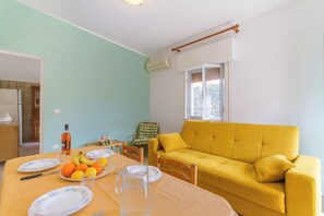 Villa estándar, varias habitaciones (Villetta Belvedere 400 Meters From) | Restaurantes