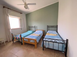 Vila Standar, beberapa kamar (Villetta Belvedere 400 Meters From) | 2 kamar tidur, Wi-Fi gratis, dan seprai linen