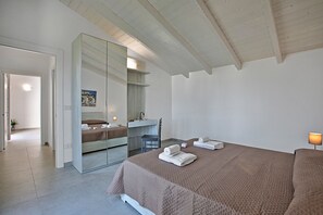 5 chambres, Wi-Fi gratuit, draps fournis