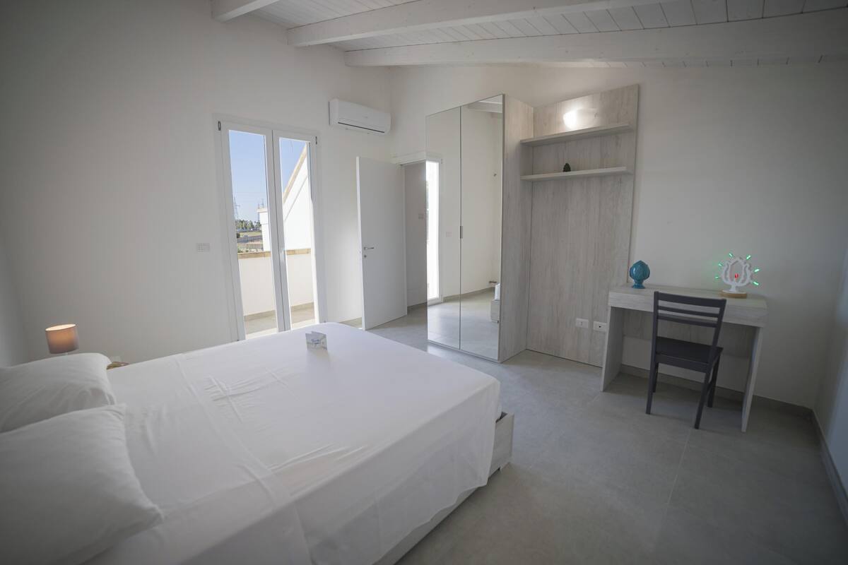 Standard Villa, 5 Bedrooms (Villa Cristal Pool and Padel) | 5 bedrooms, free WiFi, bed sheets
