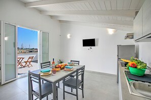 Standard-Villa, 5 Schlafzimmer, Balkon (Villa Cristal Pool and Padel) | Speisen