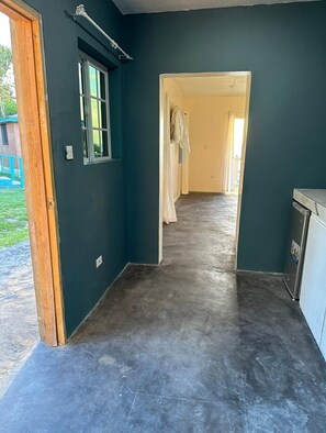 Interior - Bri's On The Beach (Treasure Beach)