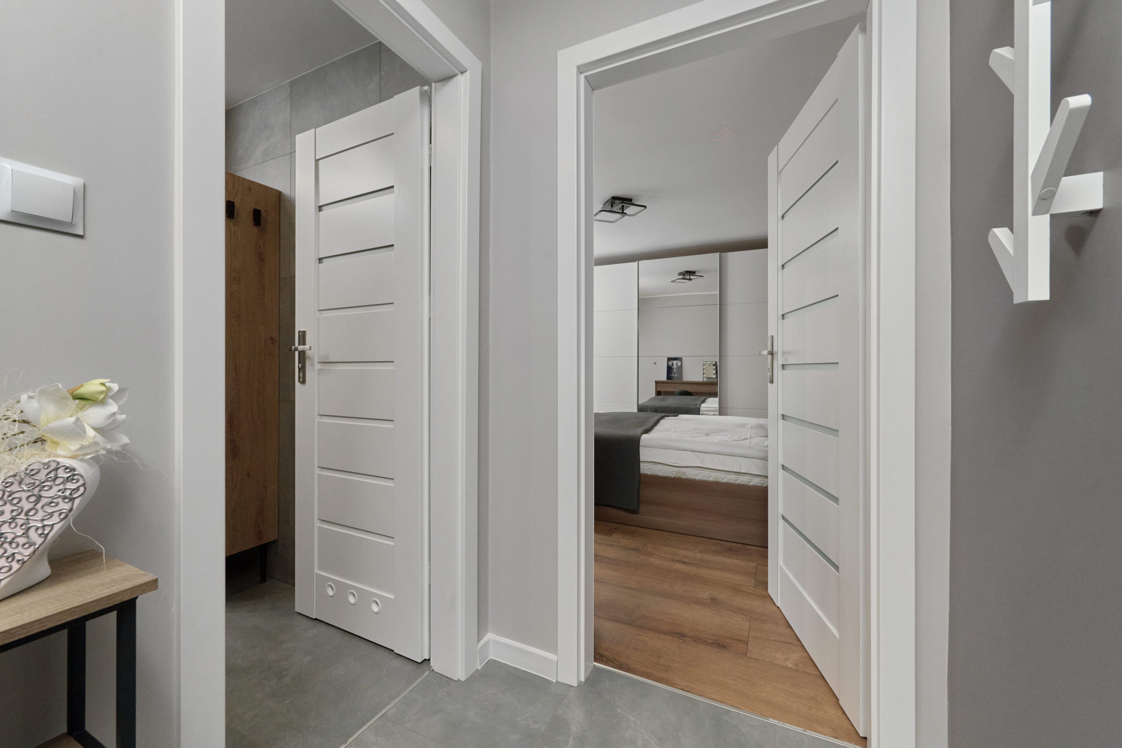 المنشأة من الداخل