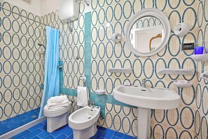 Bathroom - Villa Grazia on the seaside (Melendugno)