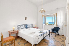 Standard Villa, 3 Bedrooms, Sea Facing (Villa Grazia on the seaside)