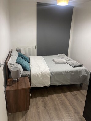Apartemen | 2 kamar tidur, Wi-Fi gratis, dan seprai linen