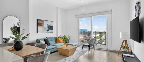Grand Apartment | Living area