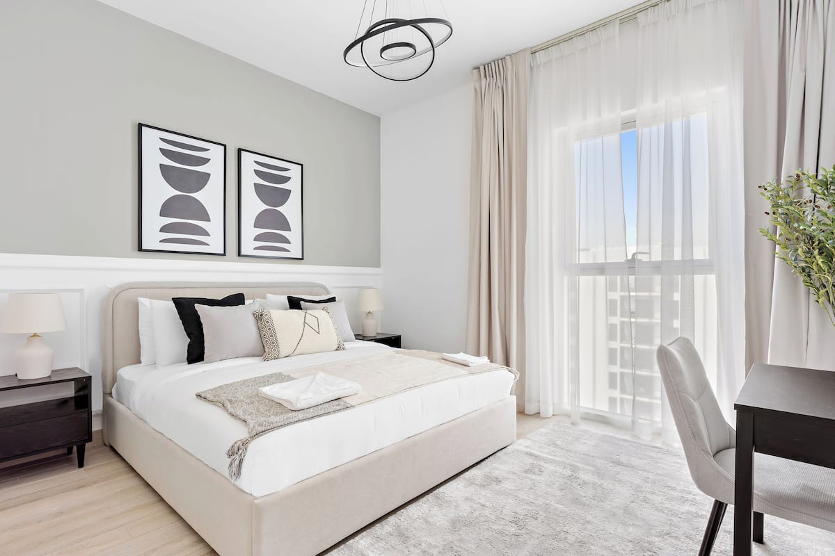Apartemen Comfort | 2 kamar tidur, seprai katun Mesir, seprai premium, dan busa memori