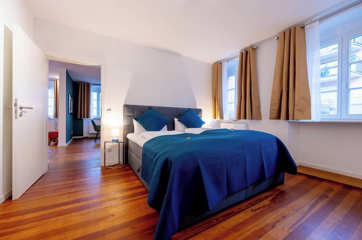 5 bedrooms, iron/ironing board, travel cot, WiFi