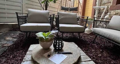 LiT LiVING: The big Luxus - 5 BR - Parking