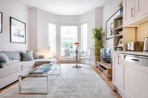 Smart TV, stereo