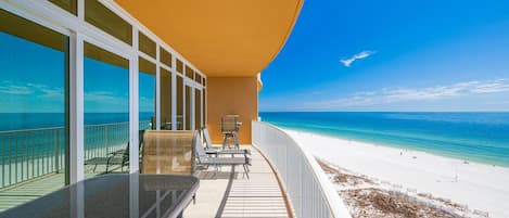 Lägenhet - 3 sovrum | Restaurang utomhus