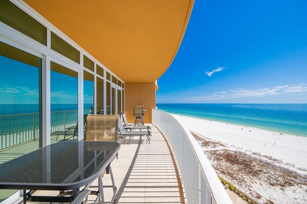 Condo, 3 Bedrooms | Outdoor dining