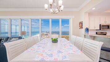 Apartment, 4 Schlafzimmer | Speisen