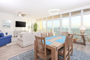 Condo, 2 quartos | Opções para refeição