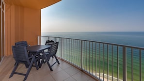 コンドミニアム 2 ベッドルーム | 施設の敷地