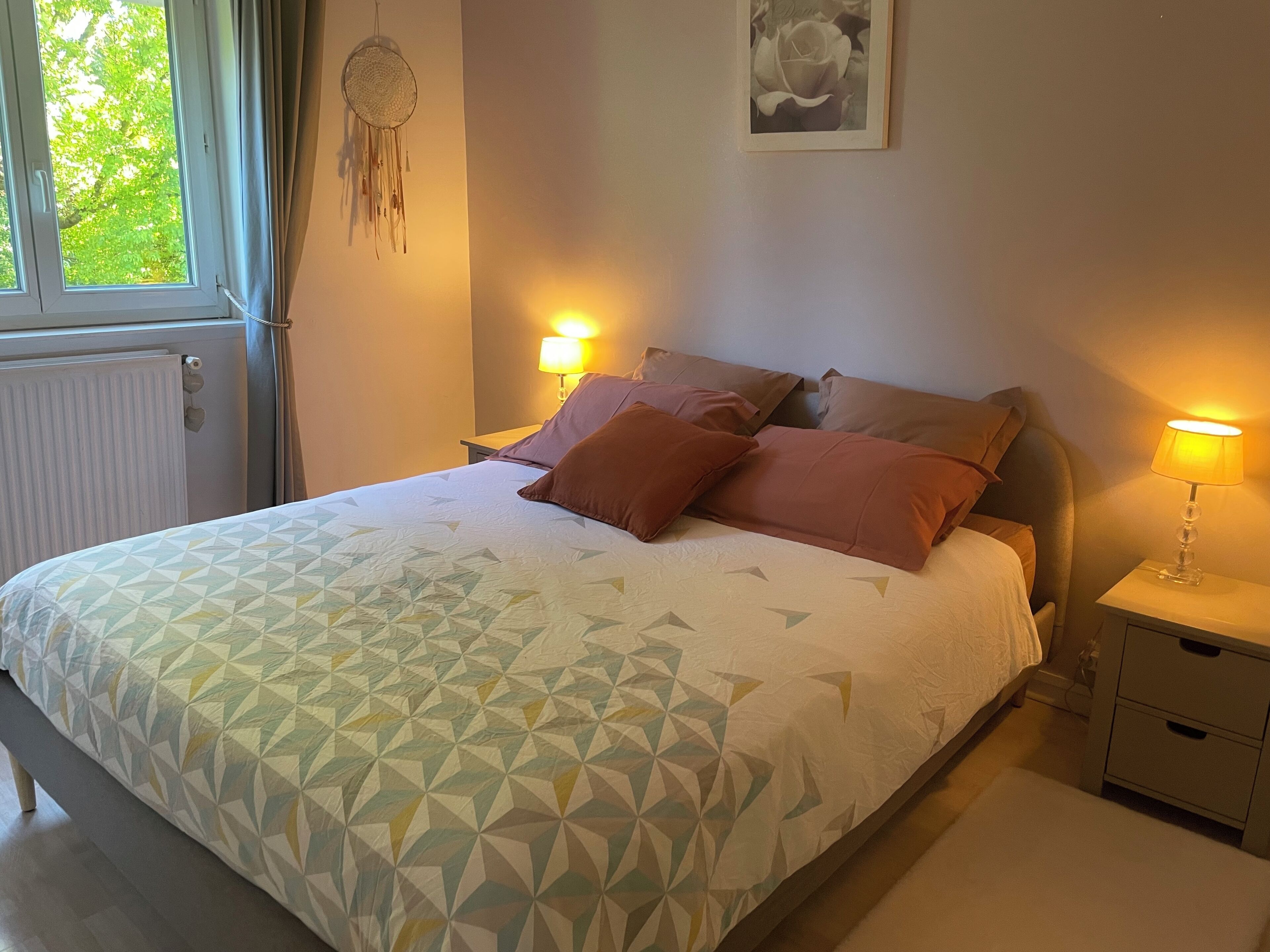 4 chambres, fer et planche à repasser, lit parapluie, Wi-Fi gratuit