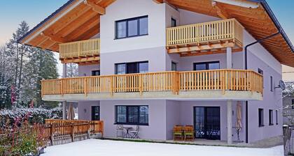 Direkt im Ortszentrum Grünau im Almtal, Wohnen am Almufer - Kasberg