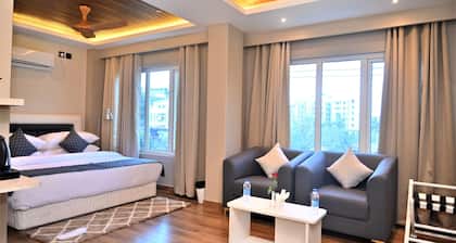 Hotel Essence Grandeur