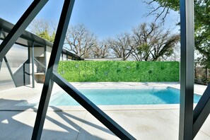 Pool - Beautiful newly built house with private yard and pool near Porec. Pets friendly. (Baderna)