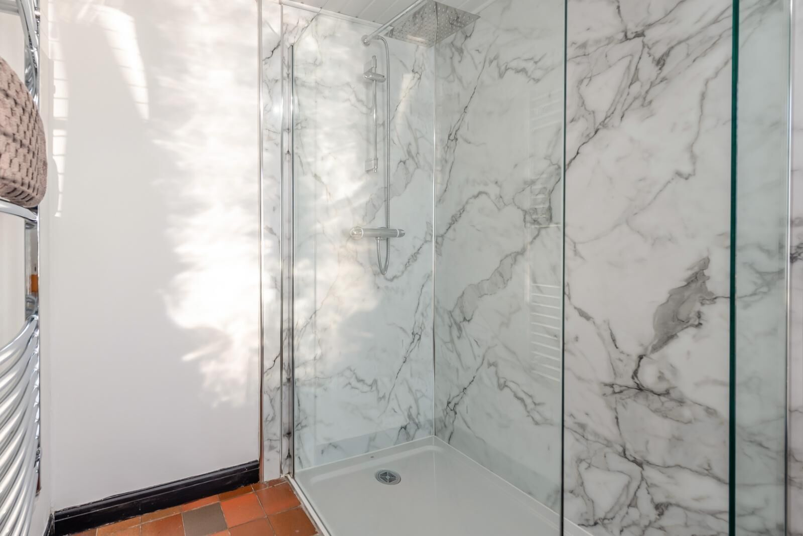 Bedroom 5 ensuite walk in shower 