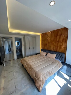 2 bedrooms, WiFi, bed sheets - Yanja suites (Kampala)