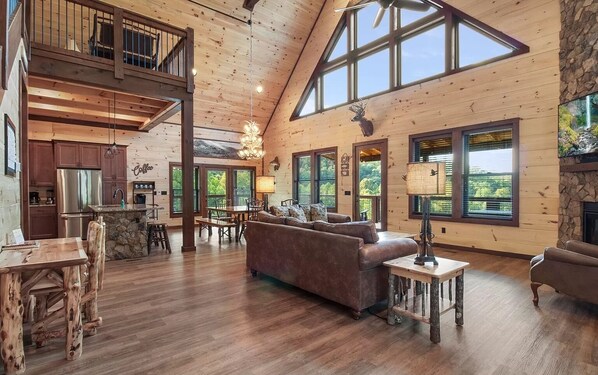 Televisor i llar de foc