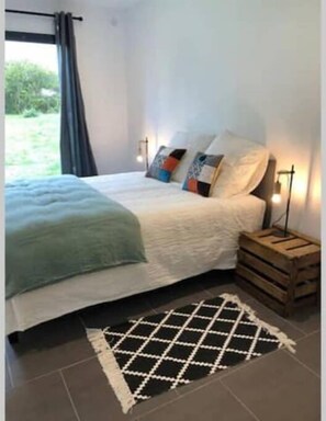 2 makuuhuonetta, vauvan matkasänky, ilmainen Wi-Fi, vuodevaatteet