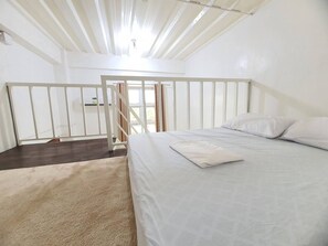 1 bedroom, WiFi - Happy Loft - Unit C5

 (Silang Cavite Cavite)