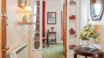 Apartment | Bahagian dalam