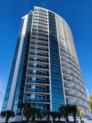 Exterior - Panoramic Oceanfront Condo, Highly Sought After End Unit, Glass Wrapped Around (Myrtle Beach)