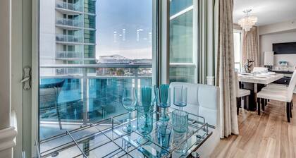 Panoramic Oceanfront Condo, Highly Sought After End Unit, Glass Wrapped Around