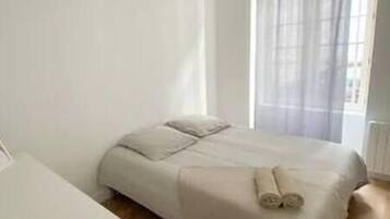 2 chambres, fer et planche Ă repasser, lit parapluie, Wi-Fi