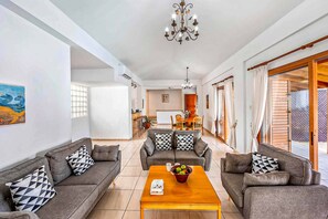 Smart TV, ping pong - Villa Evanthia Polis (Poli Crysochous)