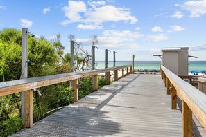 Property grounds - Beach Daze - Beach Manor 113 | Ground Floor Condo | Steps to Beach | Pool, Sauna & More! (Miramar Beach)
