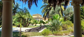 Villa Serenidad Beautiful swimming pool, quiet, lush vegetation, beaches 2 km
