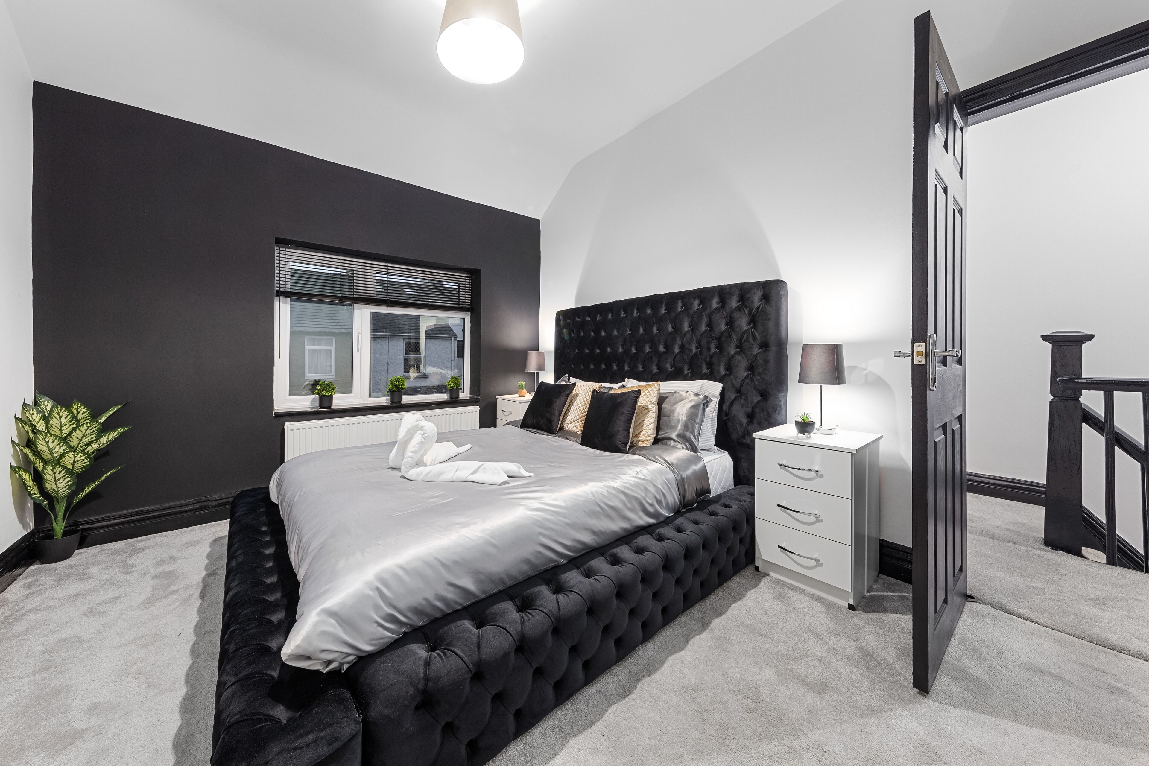 House | 3 bedrooms, soundproofing, iron/ironing board, free WiFi