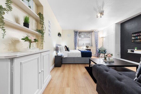 Apartment | Living area